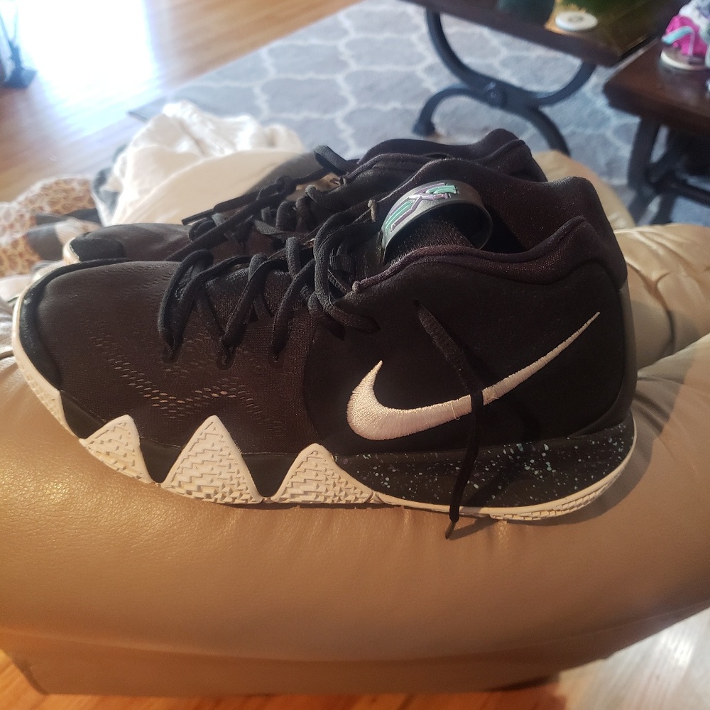 Kyrie irving nike high tops